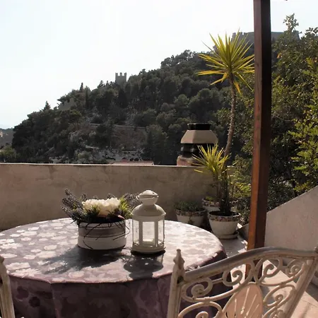 Guest house Vuljan 3*
