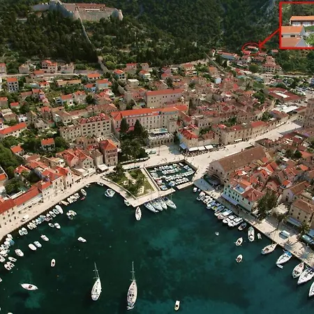Guest house Vuljan Hvar Town