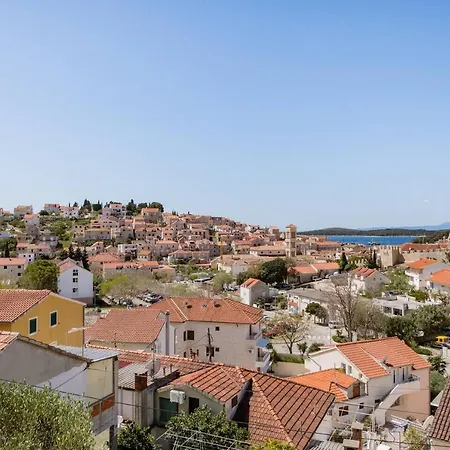 Vuljan بيت ضيافة